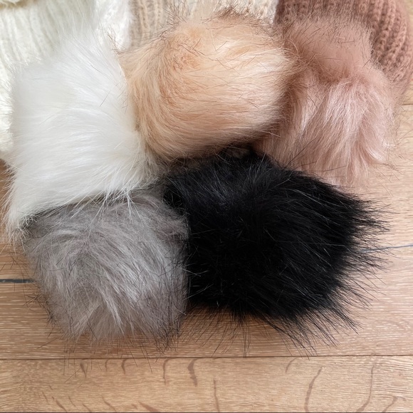 MRSALLIEXO— SOLD OUT - Picture 4 of 6